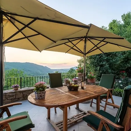 Villa Dramac And Country Estate Merisce